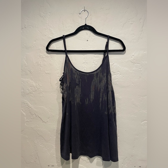 SILENCE + NOISE Women’s Tank Top - Picture 1 of 7